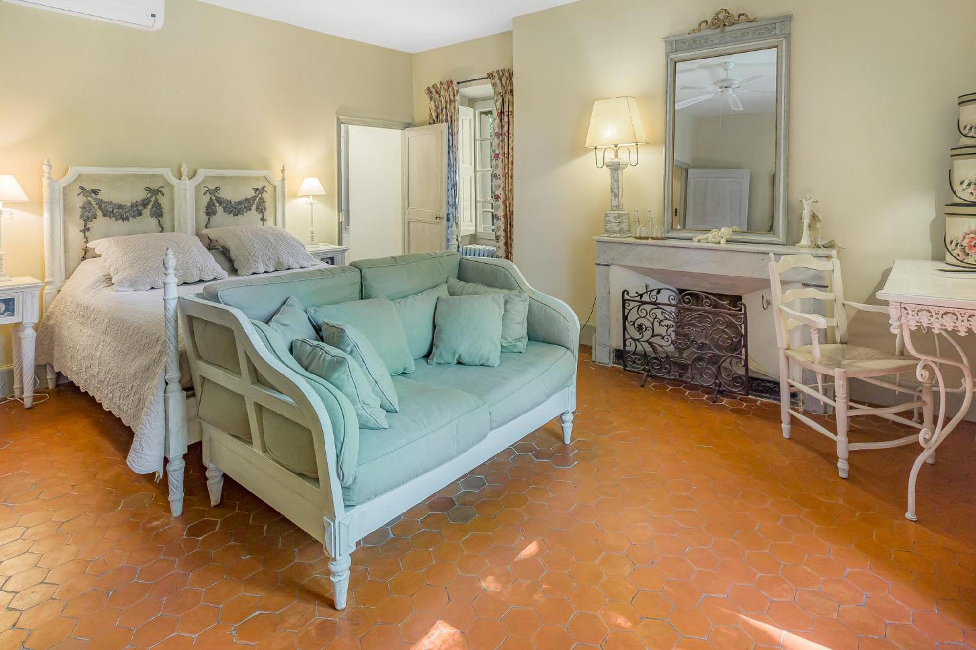 Chateau Mentone Masseboeuf Ngoại thất bức ảnh