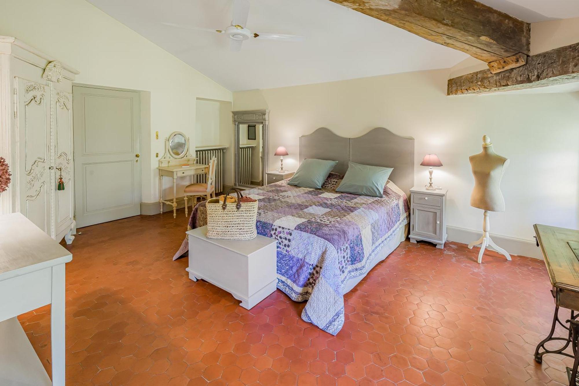 Chateau Mentone Masseboeuf Ngoại thất bức ảnh