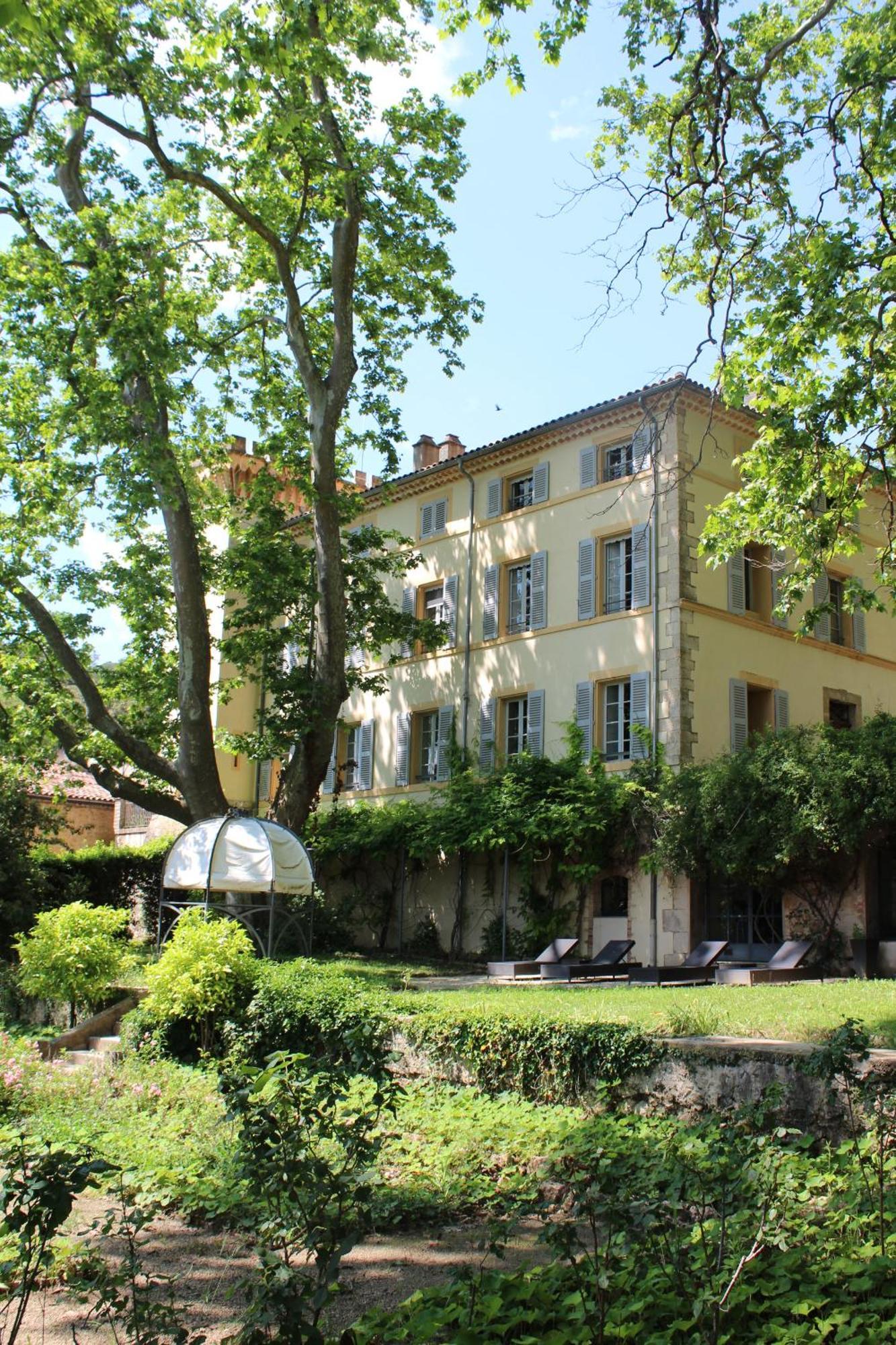 Chateau Mentone Masseboeuf Ngoại thất bức ảnh